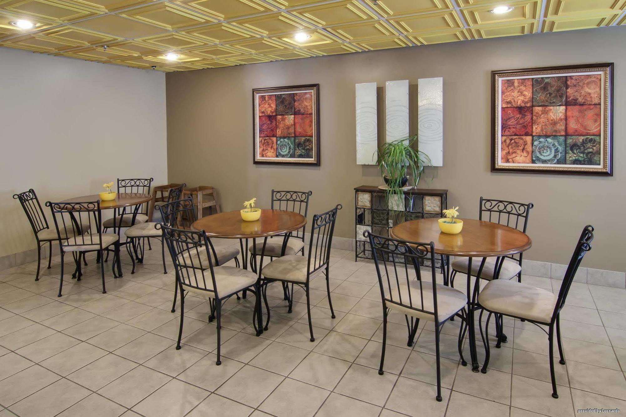 Econo Lodge Waynesboro Restaurang bild